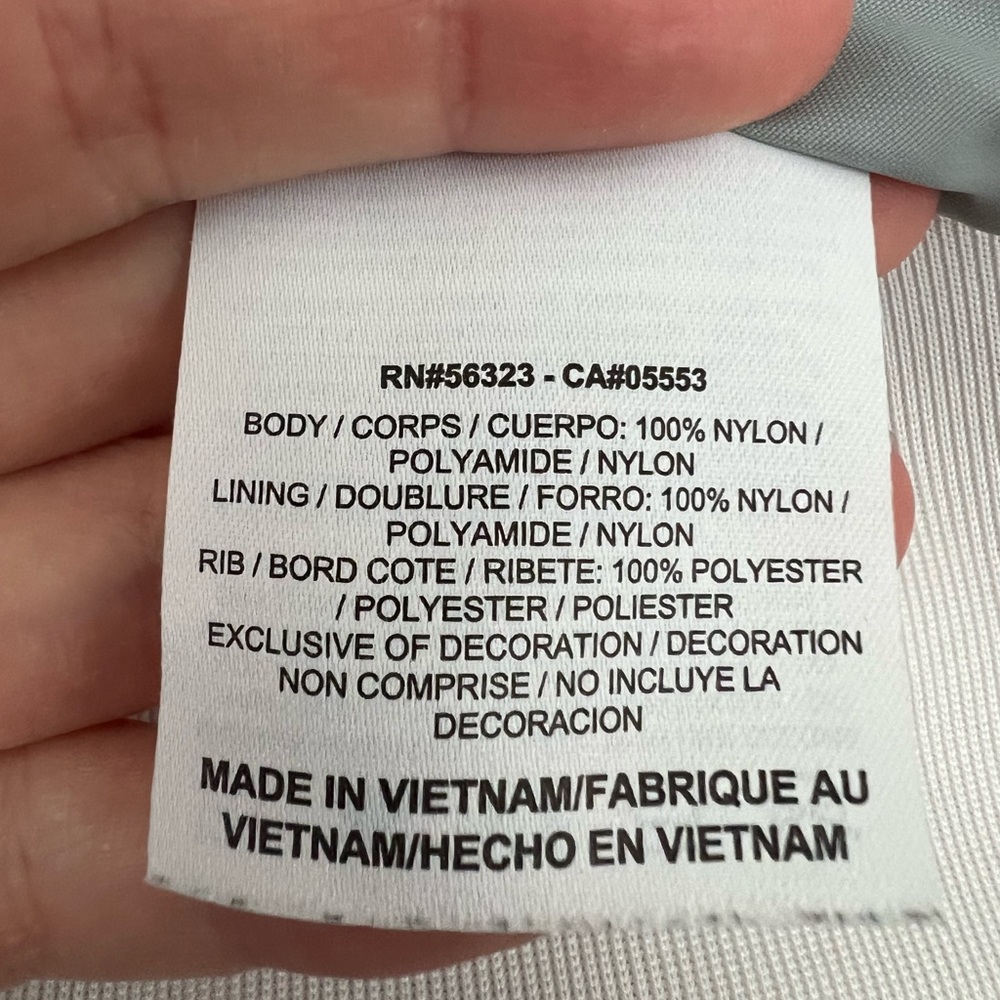 Nike Windrunner - Picture 10 of 14